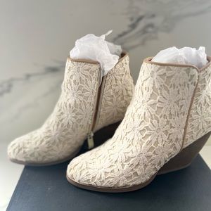 Ivory Lace Booties